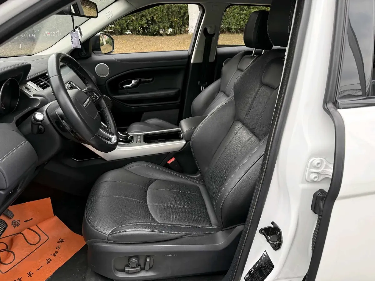 2018 Jaguar F-PACE 2.0T 250HP L4 8AT,autocango,china used car exporter,china ev exporter,chinese used car exporter,chinese used ev exporter