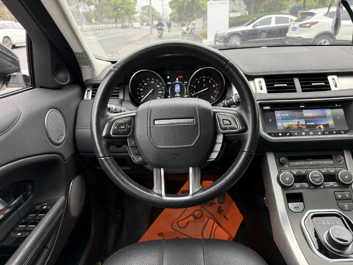 2018 Jaguar F-PACE 2.0T 250HP L4 8AT,autocango,china used car exporter,china ev exporter,chinese used car exporter,chinese used ev exporter