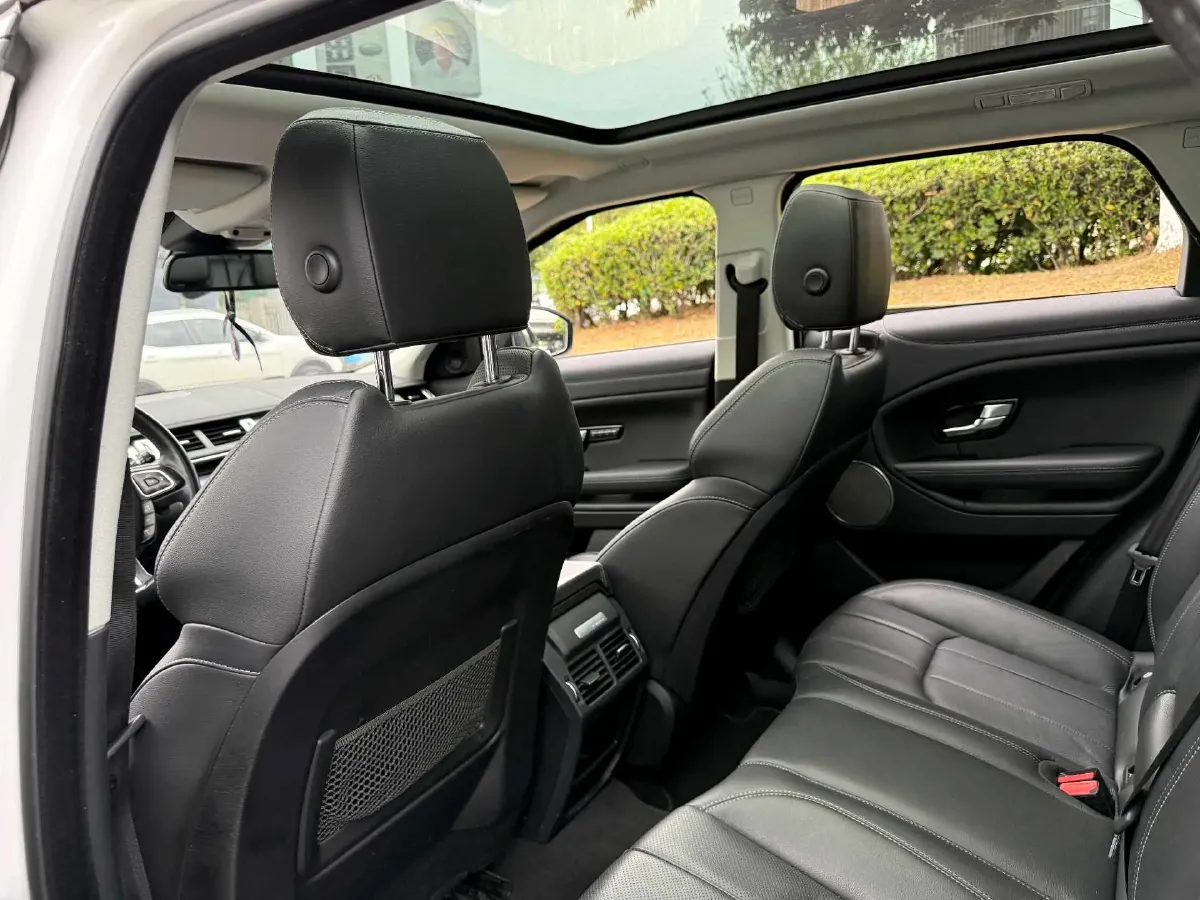 2018 Jaguar F-PACE 2.0T 250HP L4 8AT,autocango,china used car exporter,china ev exporter,chinese used car exporter,chinese used ev exporter