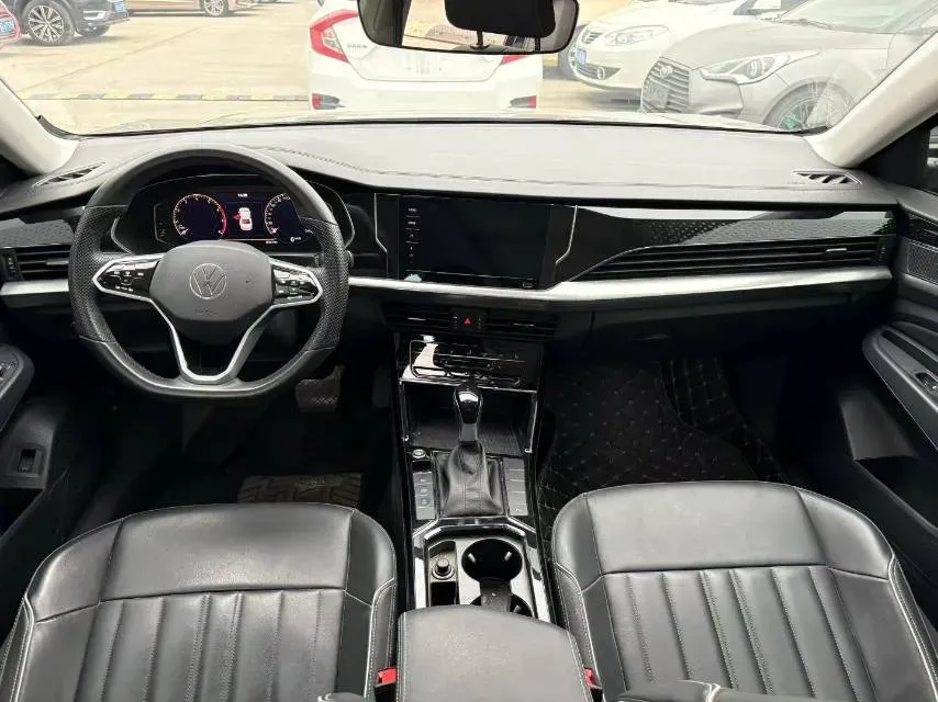 2023 Volkswagen Passat 2.0T 186HP L4 7DCT,autocango,china used car exporter,china ev exporter,chinese used car exporter,chinese used ev exporter