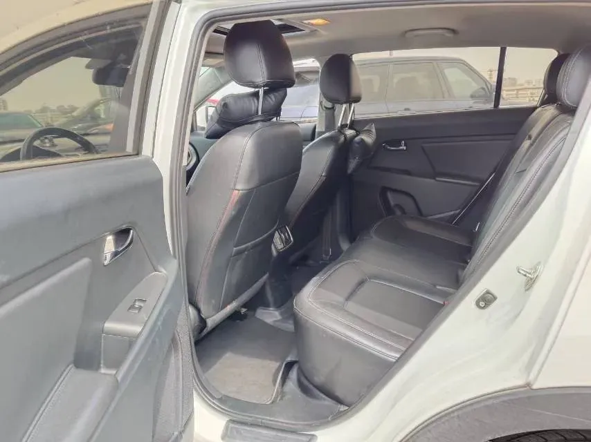 2016 Kia Sportage R 2.0L 165HP L4 6AT,autocango,china used car exporter,china ev exporter,chinese used car exporter,chinese used ev exporter