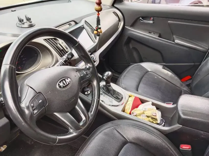 2016 Kia Sportage R 2.0L 165HP L4 6AT,autocango,china used car exporter,china ev exporter,chinese used car exporter,chinese used ev exporter