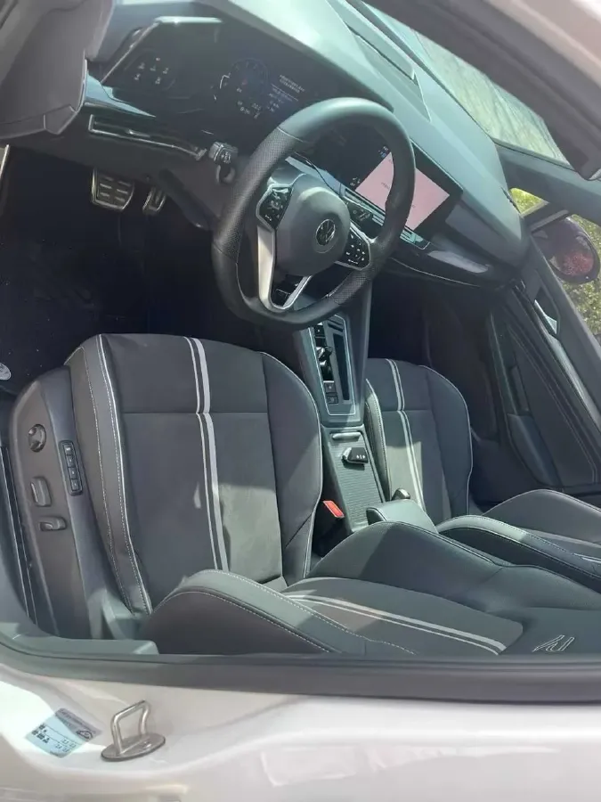 2023 Volkswagen Golf 1.4T 150HP L4 7DCT,autocango,china used car exporter,china ev exporter,chinese used car exporter,chinese used ev exporter