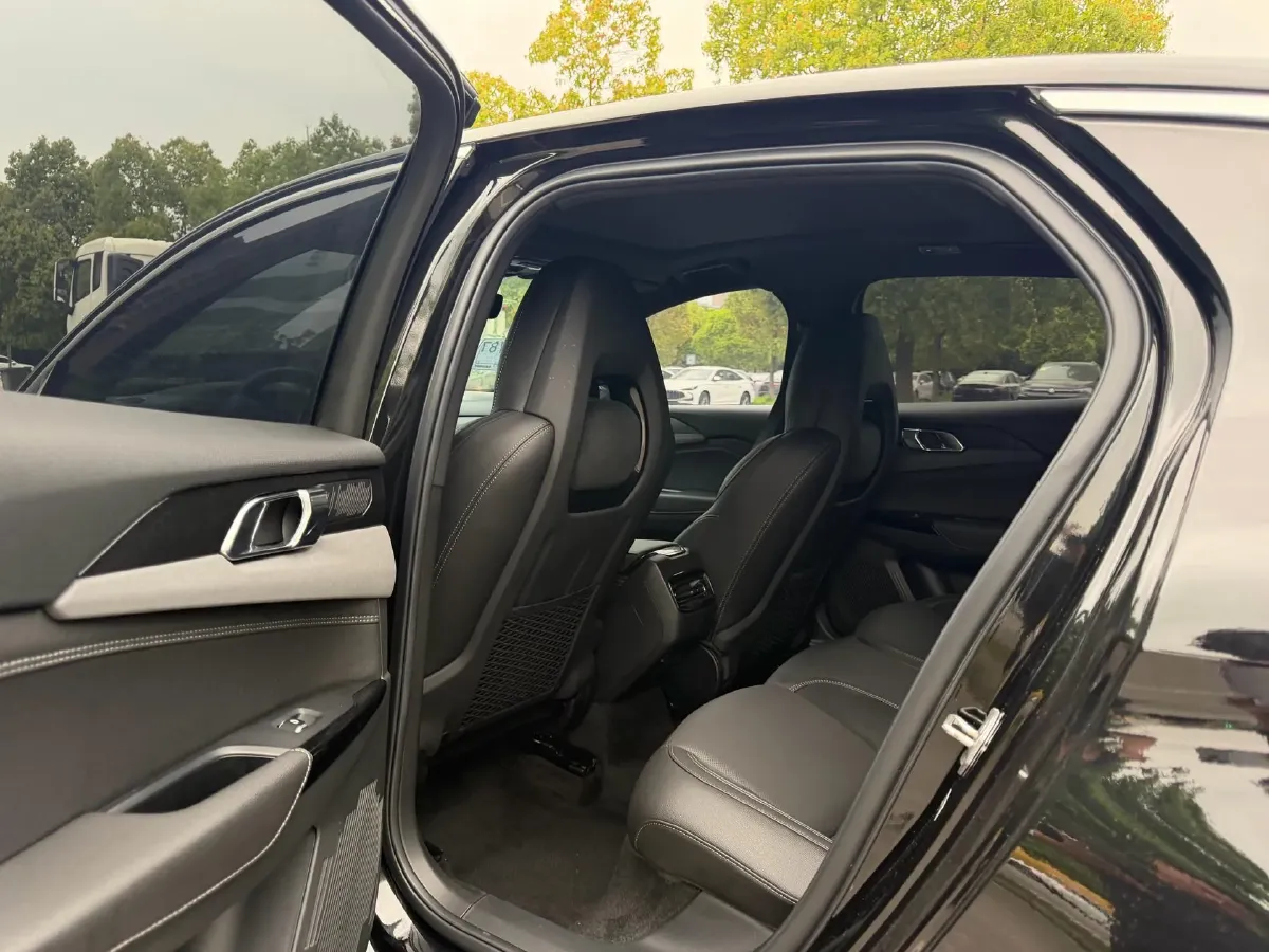 2021 LYNK&CO 03 2.0T 190HP L4 6AT,autocango,china used car exporter,china ev exporter,chinese used car exporter,chinese used ev exporter