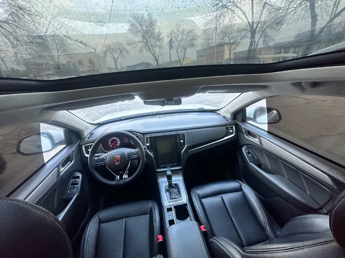 2019 Roewe i6 1.5T 169HP L4 7DCT,autocango,china used car exporter,china ev exporter,chinese used car exporter,chinese used ev exporter