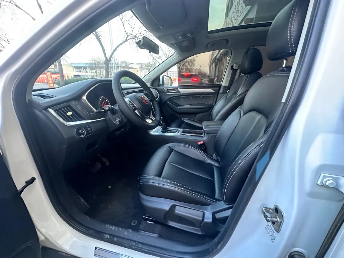 2019 Roewe i6 1.5T 169HP L4 7DCT,autocango,china used car exporter,china ev exporter,chinese used car exporter,chinese used ev exporter