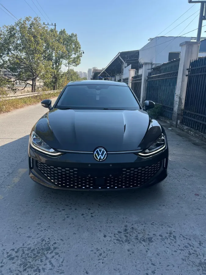 2023 Volkswagen Lamando 1.4T 150HP L4 7DCT,autocango,china used car exporter,china ev exporter,chinese used car exporter,chinese used ev exporter