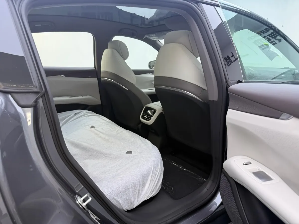 2026 Deepal L07 BEV,autocango,china used car exporter,china ev exporter,chinese used car exporter,chinese used ev exporter