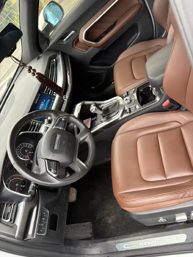 2018 Haval H6 1.5T 169HP L4 7DCT,autocango,china used car exporter,china ev exporter,chinese used car exporter,chinese used ev exporter