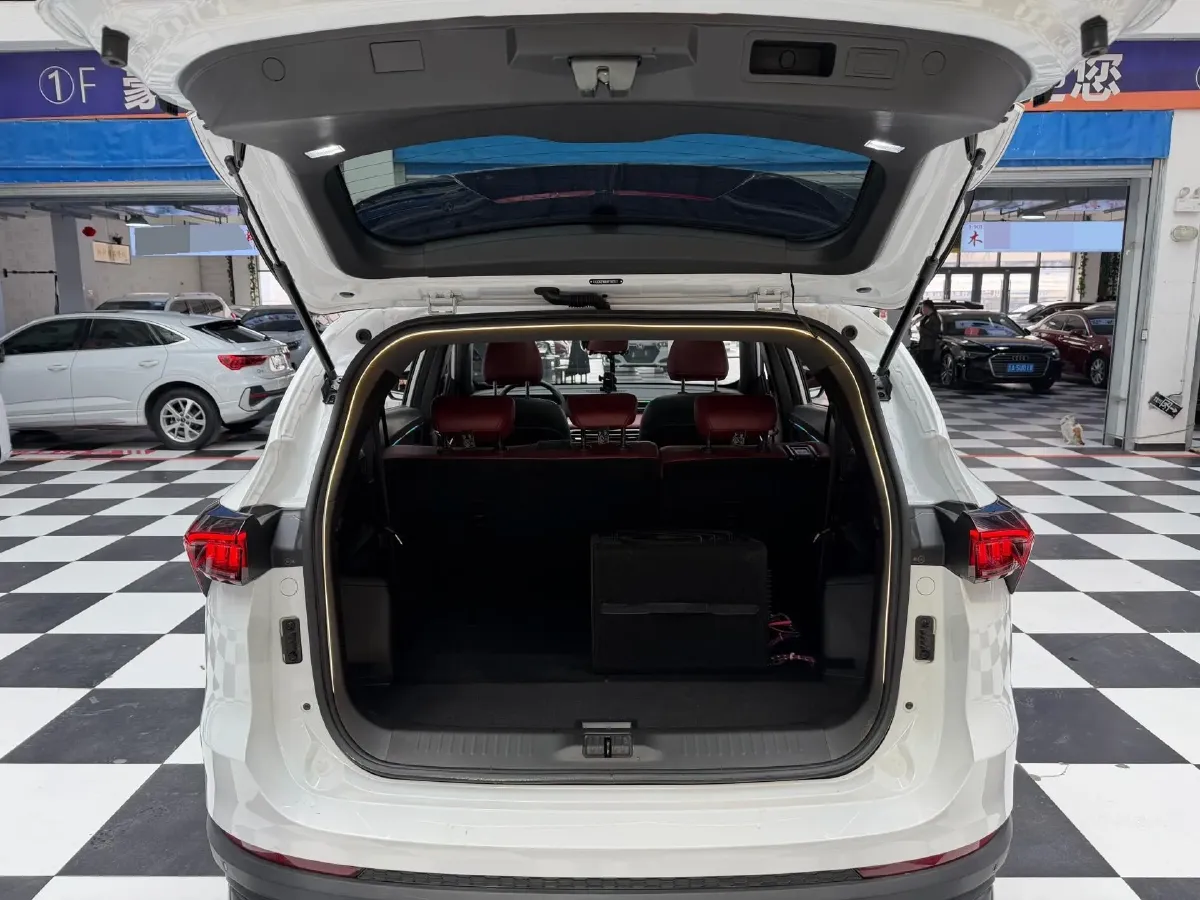 2023 Jetour X70 Plus 1.5T 156HP L4 6DCT,autocango,china used car exporter,china ev exporter,chinese used car exporter,chinese used ev exporter