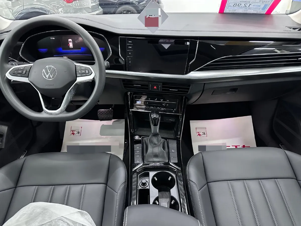 2025 Volkswagen Passat 1.4T 150HP L4 6DCT PHEV,autocango,china used car exporter,china ev exporter,chinese used car exporter,chinese used ev exporter