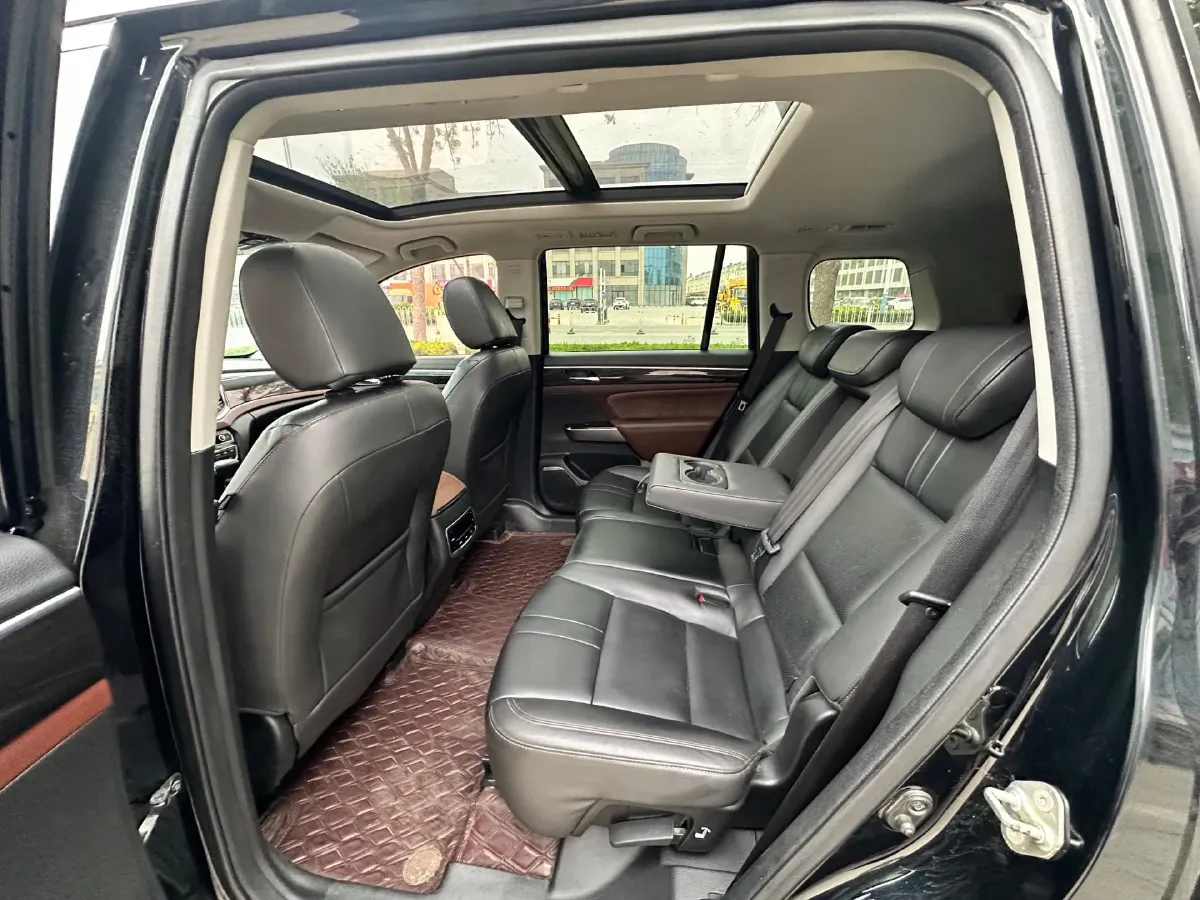 2017 GAC Trumpchi GS8 2.0T 201HP L4 6AT,autocango,china used car exporter,china ev exporter,chinese used car exporter,chinese used ev exporter