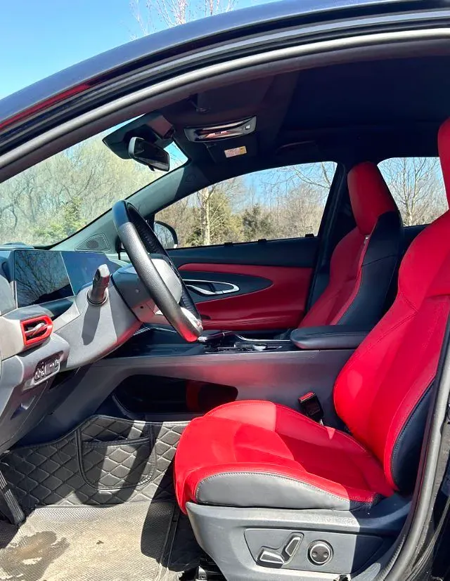 2020 ChangAn UNI-T 1.5T 180HP L4 7DCT,autocango,china used car exporter,china ev exporter,chinese used car exporter,chinese used ev exporter