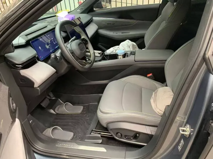 2025 LYNK&CO 08 EM-P 1.5T 163HP L4 3DHT PHEV 39.6/39.8KWH,autocango,china used car exporter,china ev exporter,chinese used car exporter,chinese used ev exporter