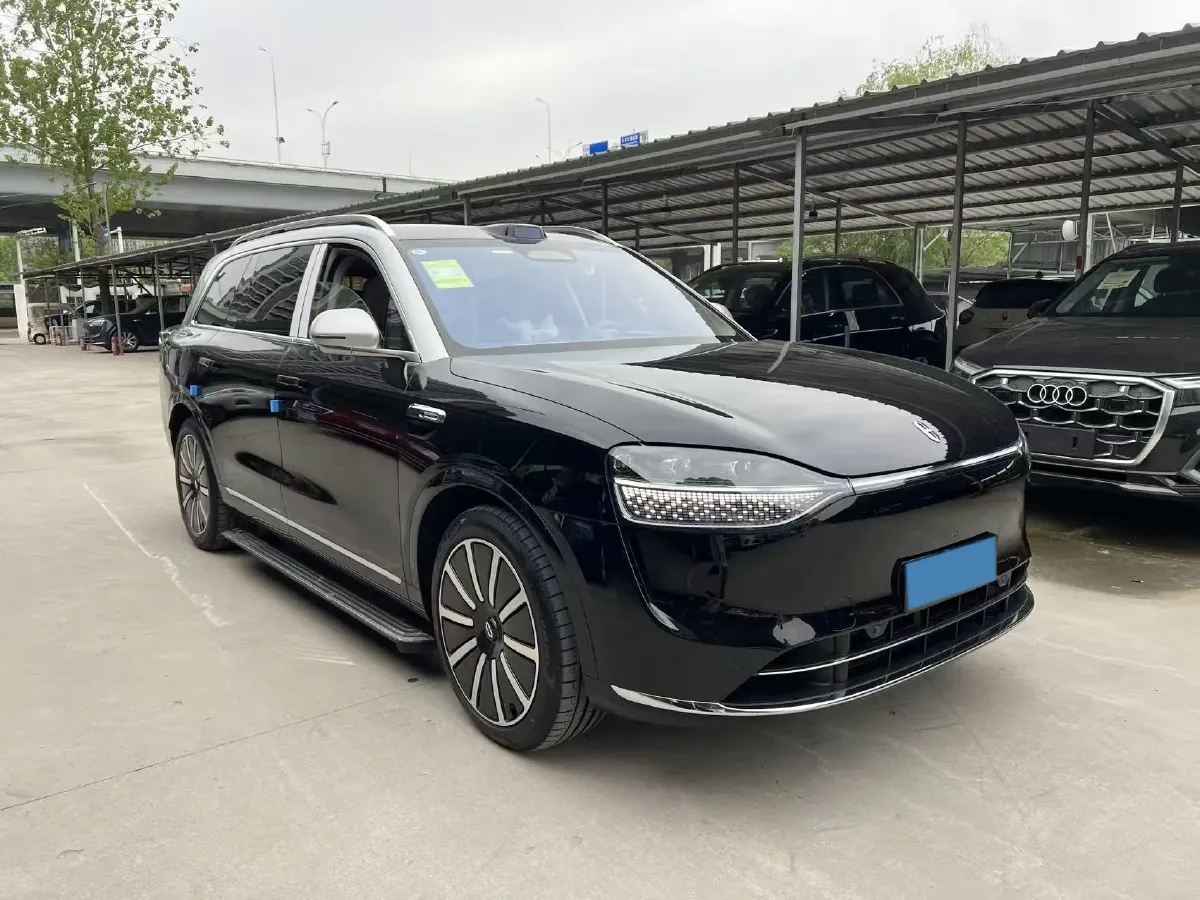 2025 AITO AITO M9 REEV 160HP REEV 52KWH,autocango,china used car exporter,china ev exporter,chinese used car exporter,chinese used ev exporter