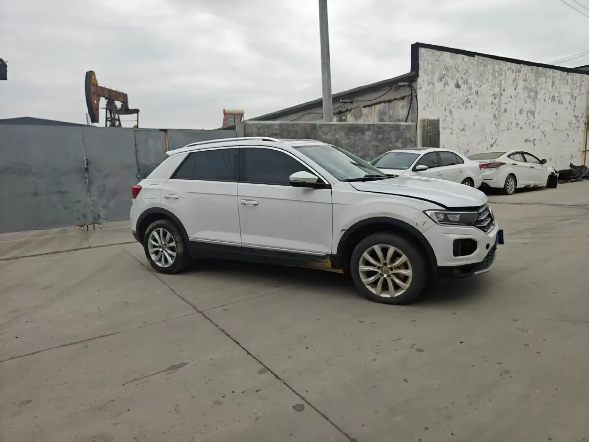 2021 Volkswagen T-Roc 1.4T 150HP L4 7DCT,autocango,china used car exporter,china ev exporter,chinese used car exporter,chinese used ev exporter