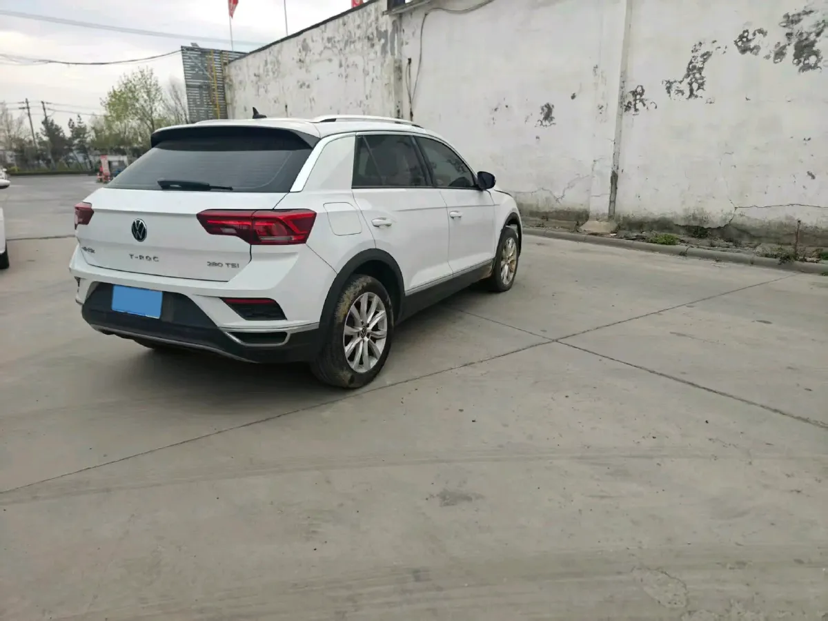 2021 Volkswagen T-Roc 1.4T 150HP L4 7DCT,autocango,china used car exporter,china ev exporter,chinese used car exporter,chinese used ev exporter
