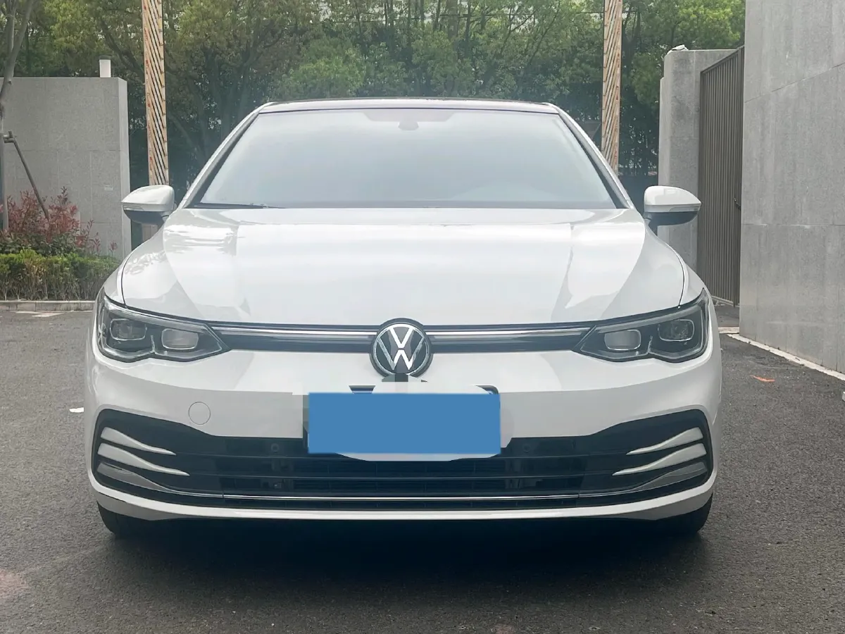 2023 Volkswagen Golf 1.4T 150HP L4 7DCT,autocango,china used car exporter,china ev exporter,chinese used car exporter,chinese used ev exporter