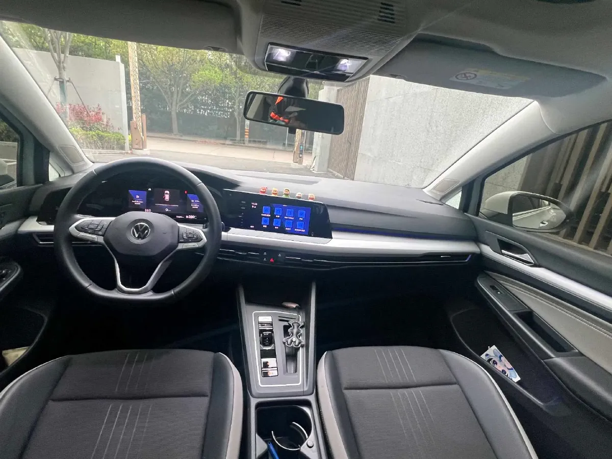 2023 Volkswagen Golf 1.4T 150HP L4 7DCT,autocango,china used car exporter,china ev exporter,chinese used car exporter,chinese used ev exporter