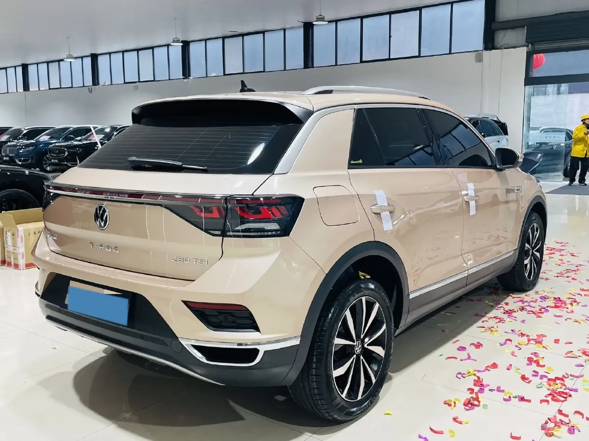2023 Volkswagen T-Roc 1.4T 150HP L4 7DCT,autocango,china used car exporter,china ev exporter,chinese used car exporter,chinese used ev exporter