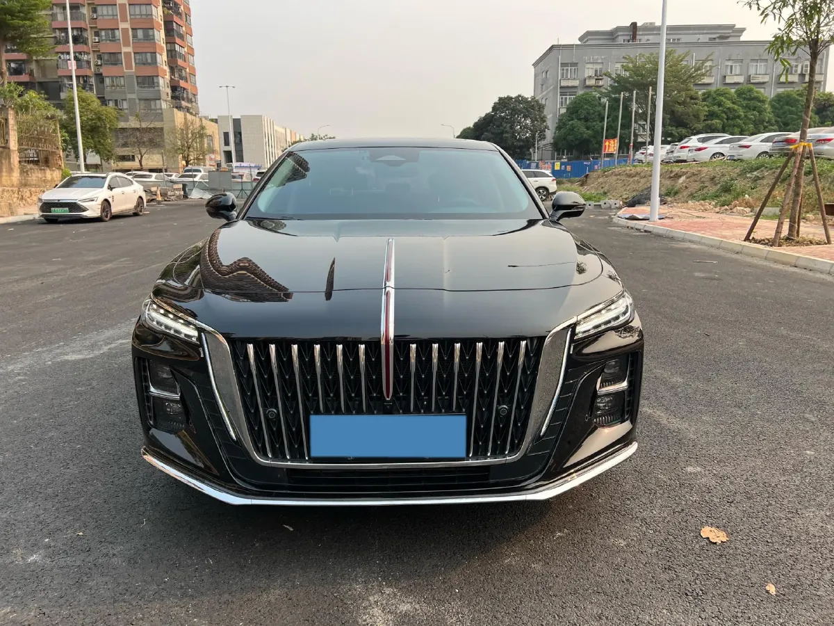 2023 HongQi H5 2.0T 224HP L4 8AT,autocango,china used car exporter,china ev exporter,chinese used car exporter,chinese used ev exporter