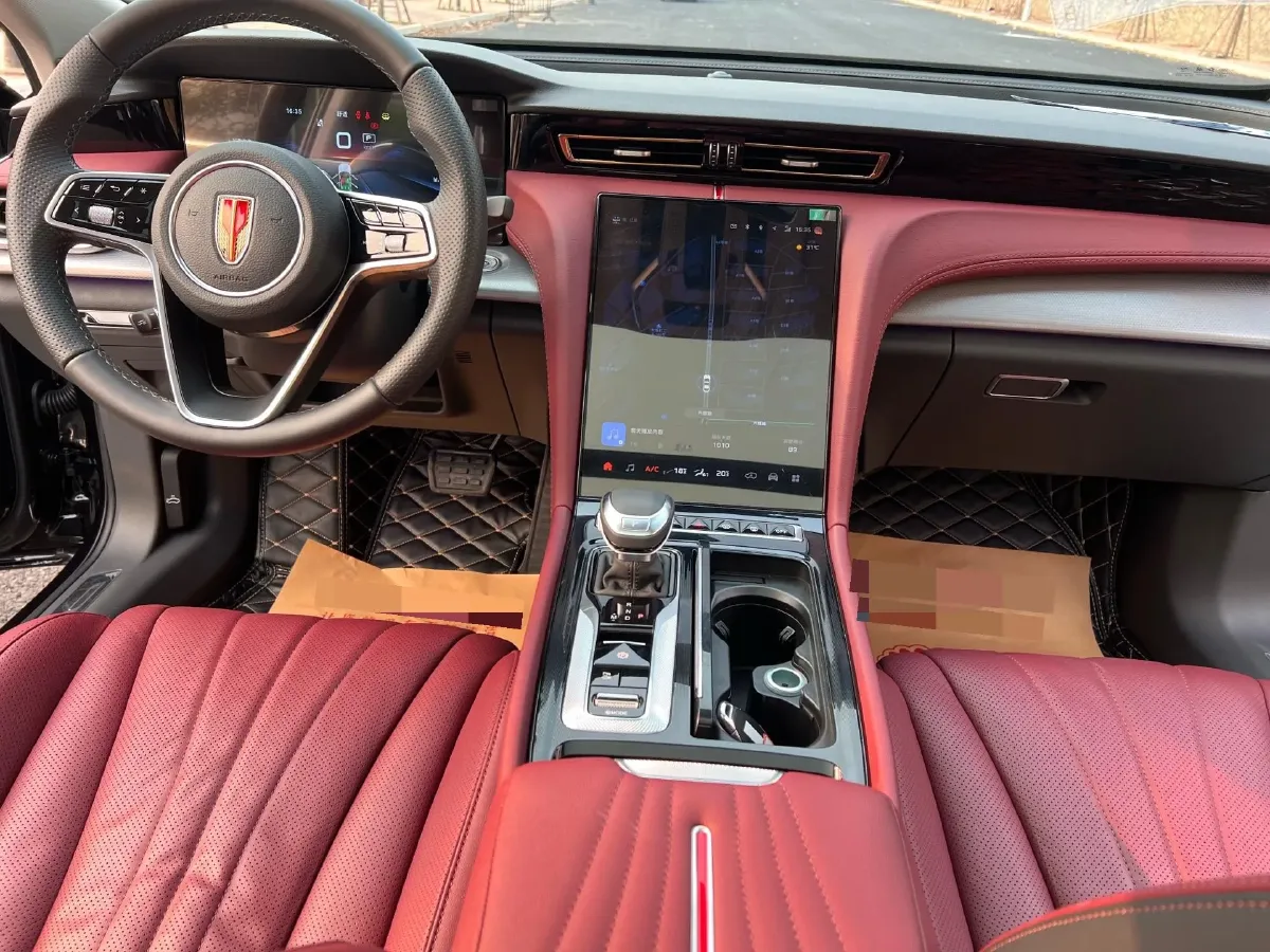 2023 HongQi H5 2.0T 224HP L4 8AT,autocango,china used car exporter,china ev exporter,chinese used car exporter,chinese used ev exporter