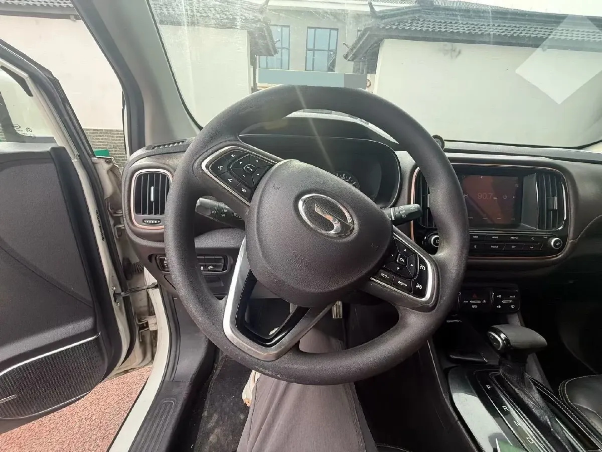 2017 GAC Trumpchi GS3 1.3T 137HP L4 6AT,autocango,china used car exporter,china ev exporter,chinese used car exporter,chinese used ev exporter