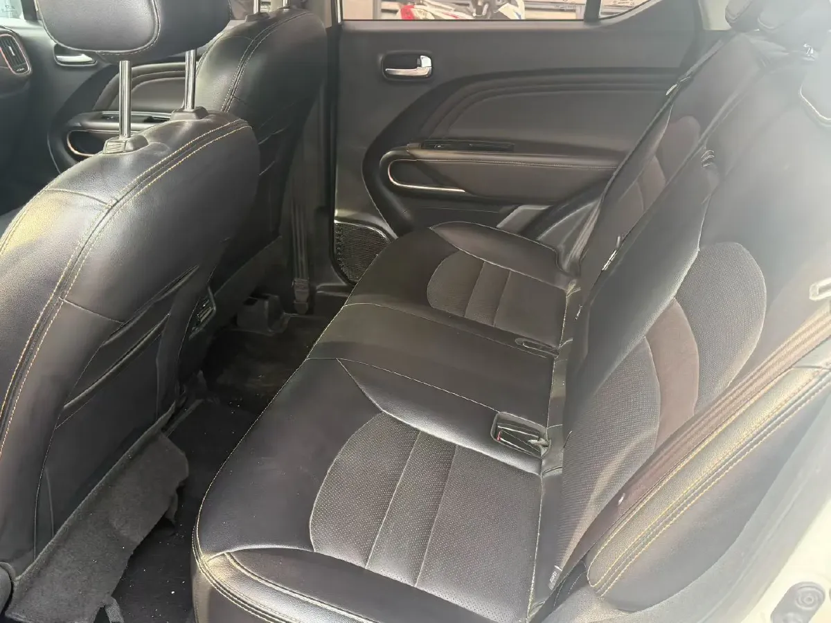 2017 GAC Trumpchi GS3 1.3T 137HP L4 6AT,autocango,china used car exporter,china ev exporter,chinese used car exporter,chinese used ev exporter