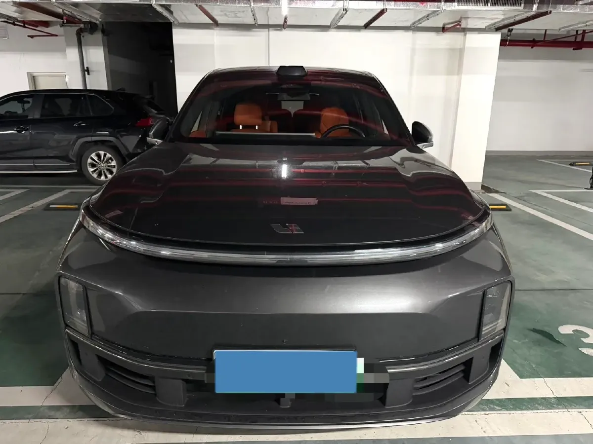 2024 Li L9 Range Extended 154HP REEV 52.3KWH,autocango,china used car exporter,china ev exporter,chinese used car exporter,chinese used ev exporter