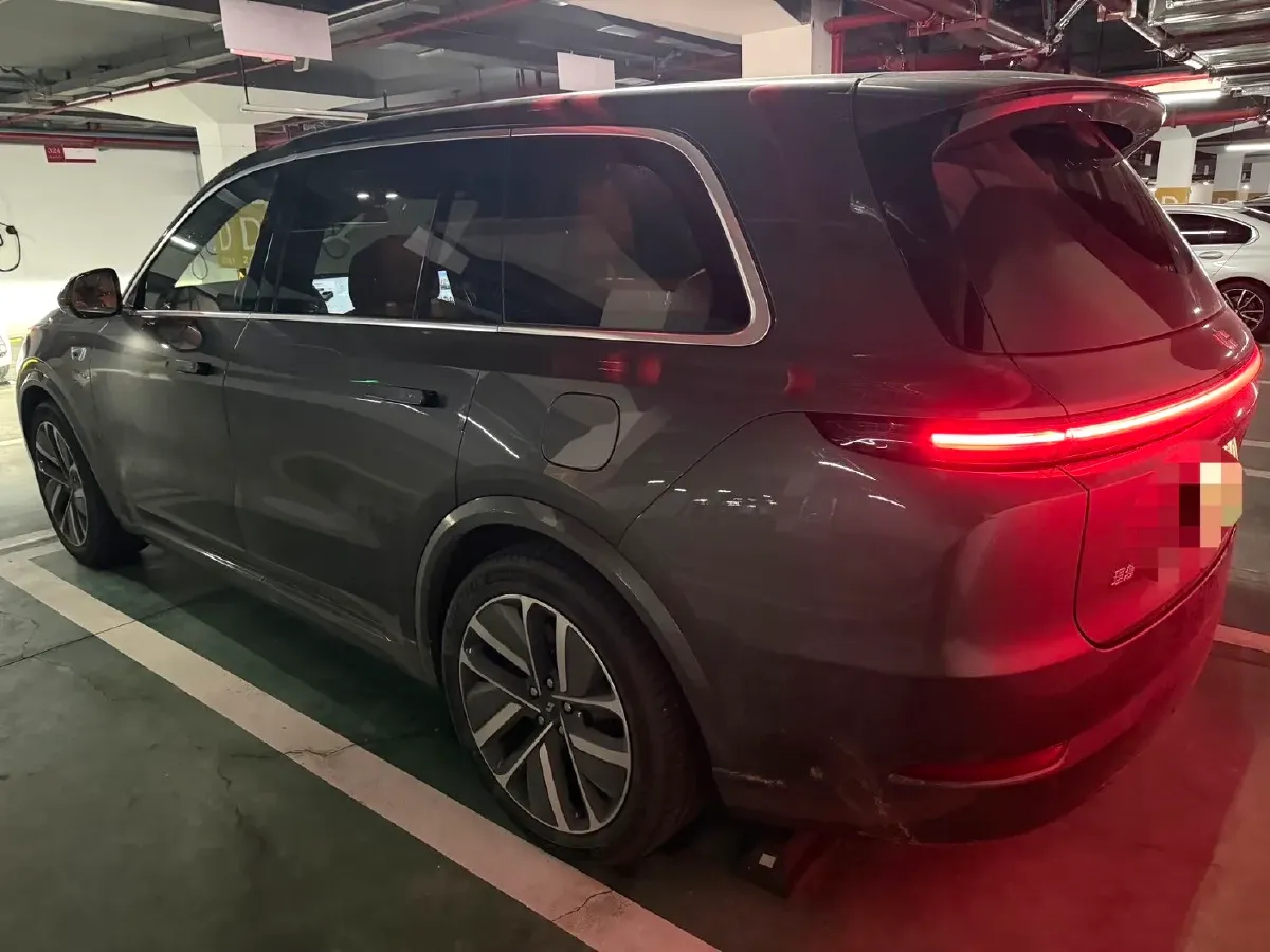 2024 Li L9 Range Extended 154HP REEV 52.3KWH,autocango,china used car exporter,china ev exporter,chinese used car exporter,chinese used ev exporter