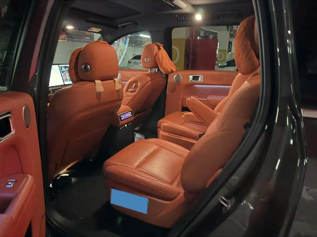 2024 Li L9 Range Extended 154HP REEV 52.3KWH,autocango,china used car exporter,china ev exporter,chinese used car exporter,chinese used ev exporter