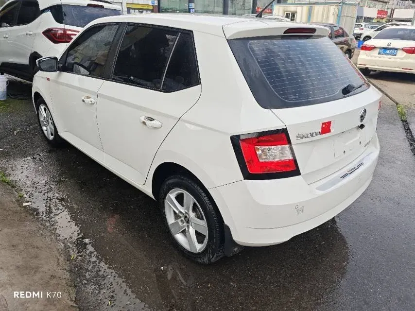 2017 Skoda Fabia 1.4L 90HP L4 6AT,autocango,china used car exporter,china ev exporter,chinese used car exporter,chinese used ev exporter