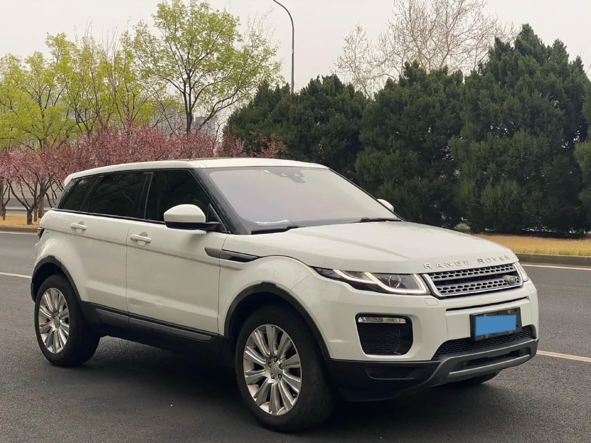 2018 Land Rover Range Rover Evoque 2.0T 241HP L4 9AT,autocango,china used car exporter,china ev exporter,chinese used car exporter,chinese used ev exporter