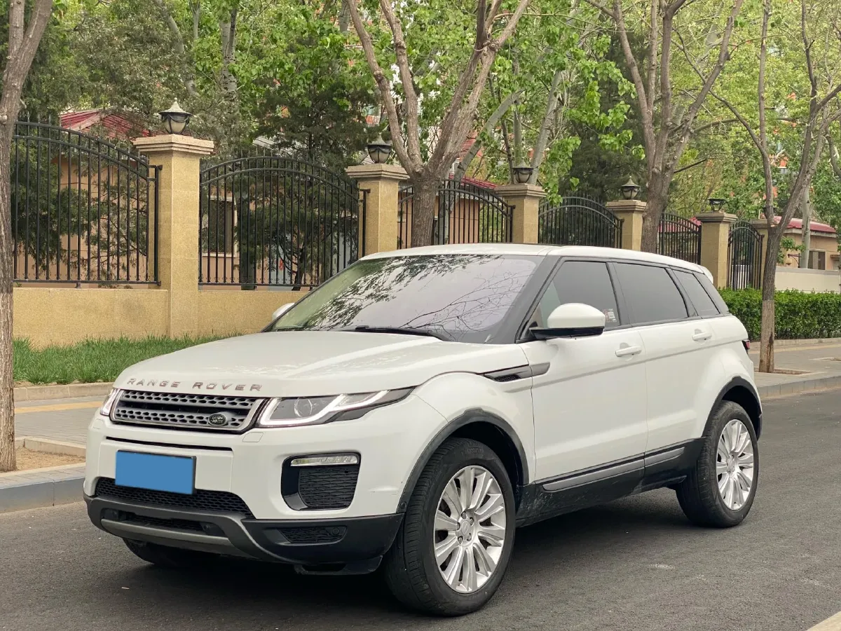 2018 Land Rover Range Rover Evoque 2.0T 241HP L4 9AT,autocango,china used car exporter,china ev exporter,chinese used car exporter,chinese used ev exporter