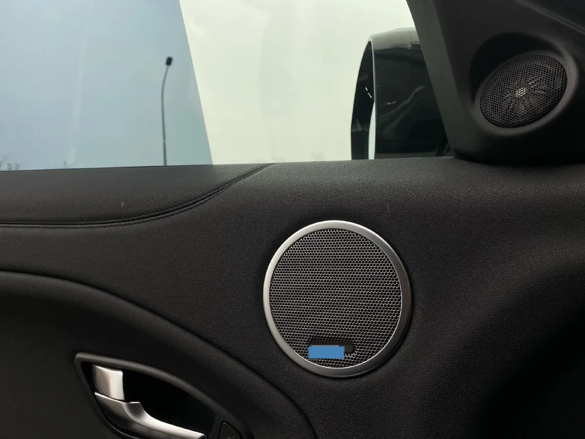 2018 Land Rover Range Rover Evoque 2.0T 241HP L4 9AT,autocango,china used car exporter,china ev exporter,chinese used car exporter,chinese used ev exporter