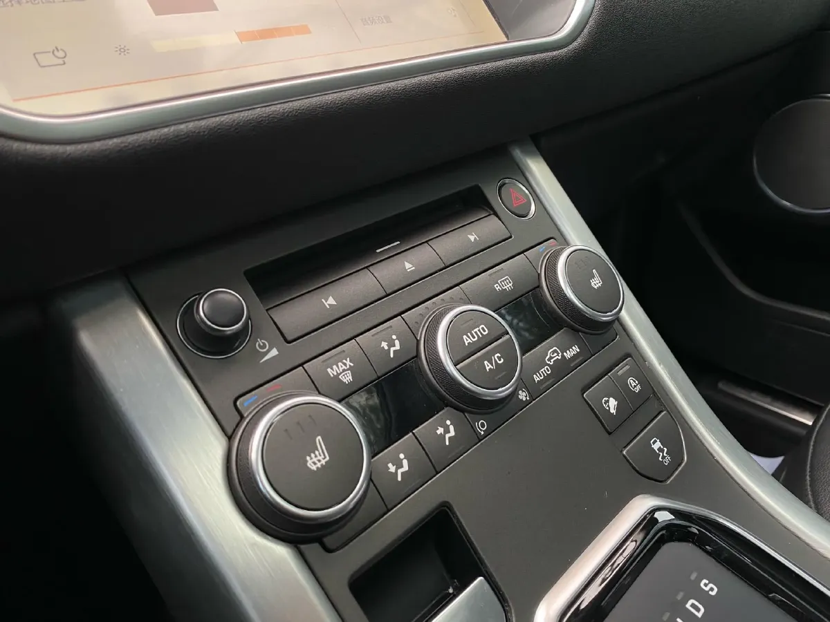 2018 Land Rover Range Rover Evoque 2.0T 241HP L4 9AT,autocango,china used car exporter,china ev exporter,chinese used car exporter,chinese used ev exporter