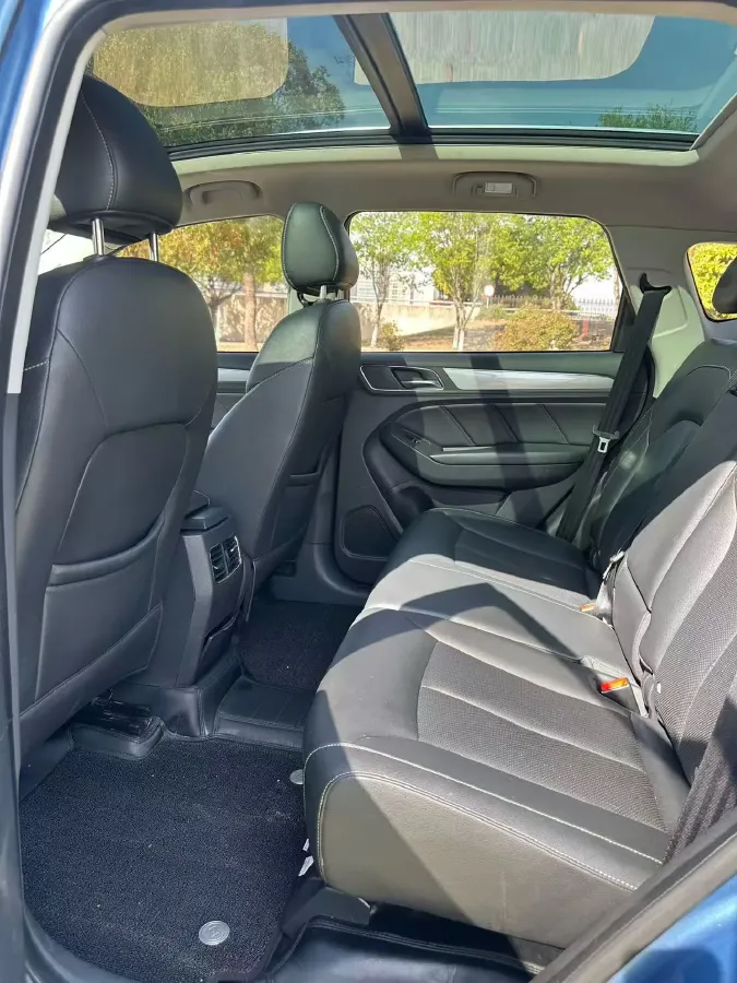 2018 Roewe RX5 1.5T 169HP L4 7DCT,autocango,china used car exporter,china ev exporter,chinese used car exporter,chinese used ev exporter