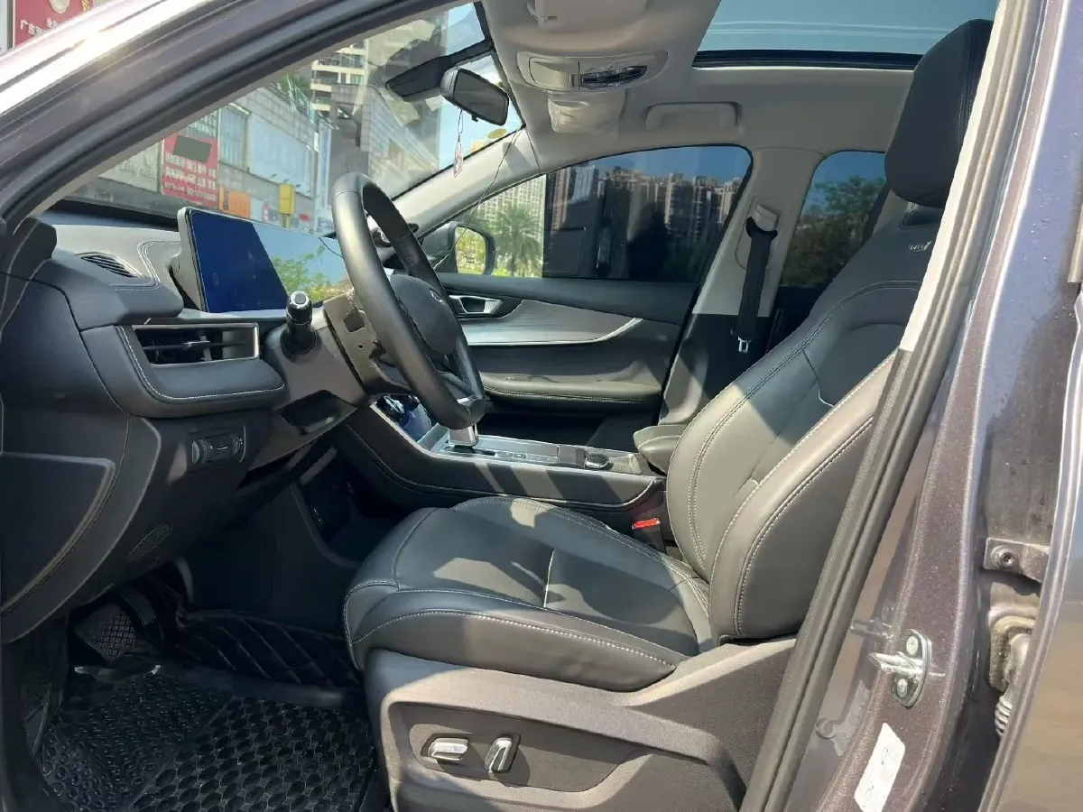 2021 Chery Tiggo 7 Plus 1.5T 156HP L4 CVT,autocango,china used car exporter,china ev exporter,chinese used car exporter,chinese used ev exporter