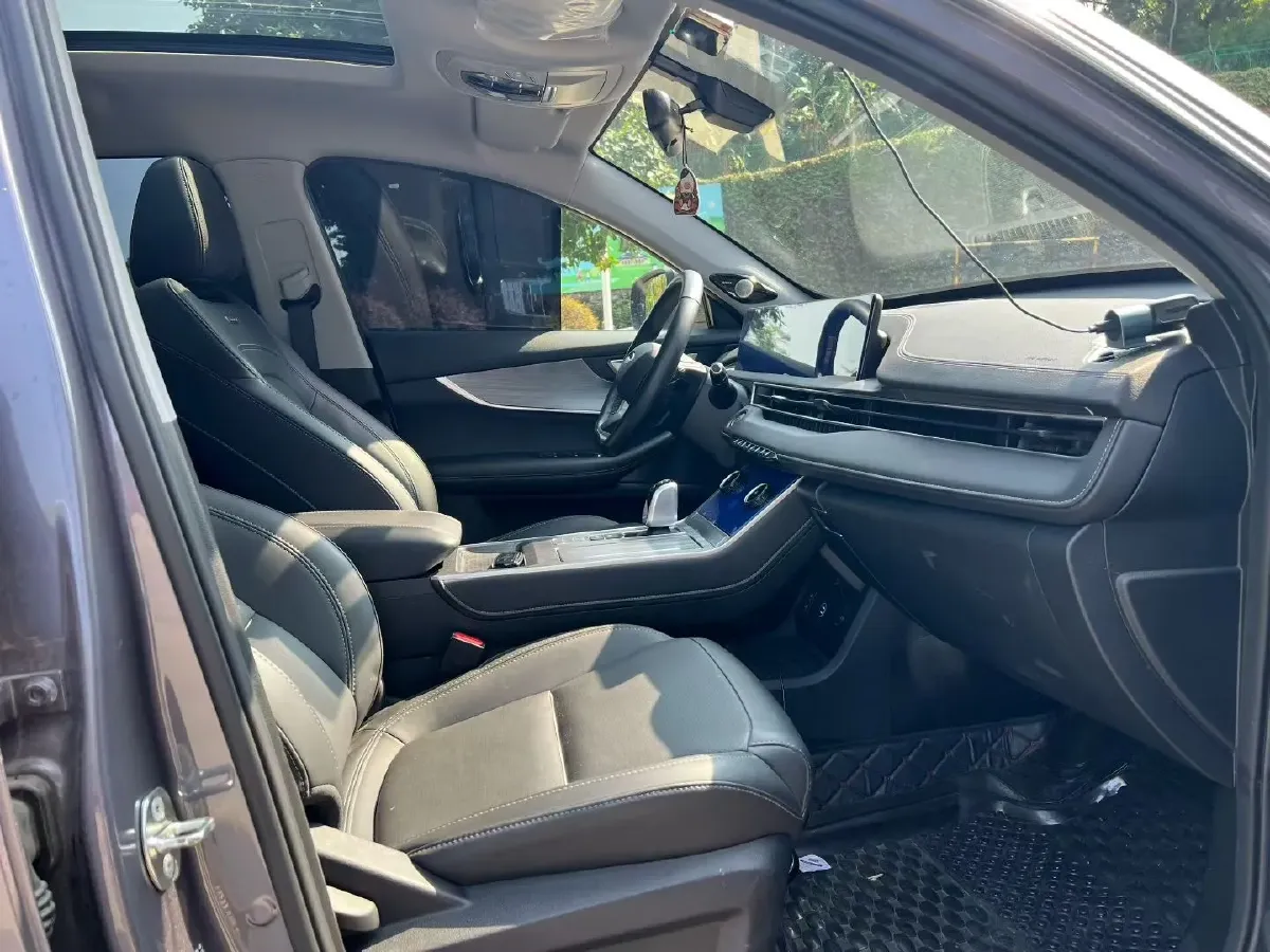 2021 Chery Tiggo 7 Plus 1.5T 156HP L4 CVT,autocango,china used car exporter,china ev exporter,chinese used car exporter,chinese used ev exporter