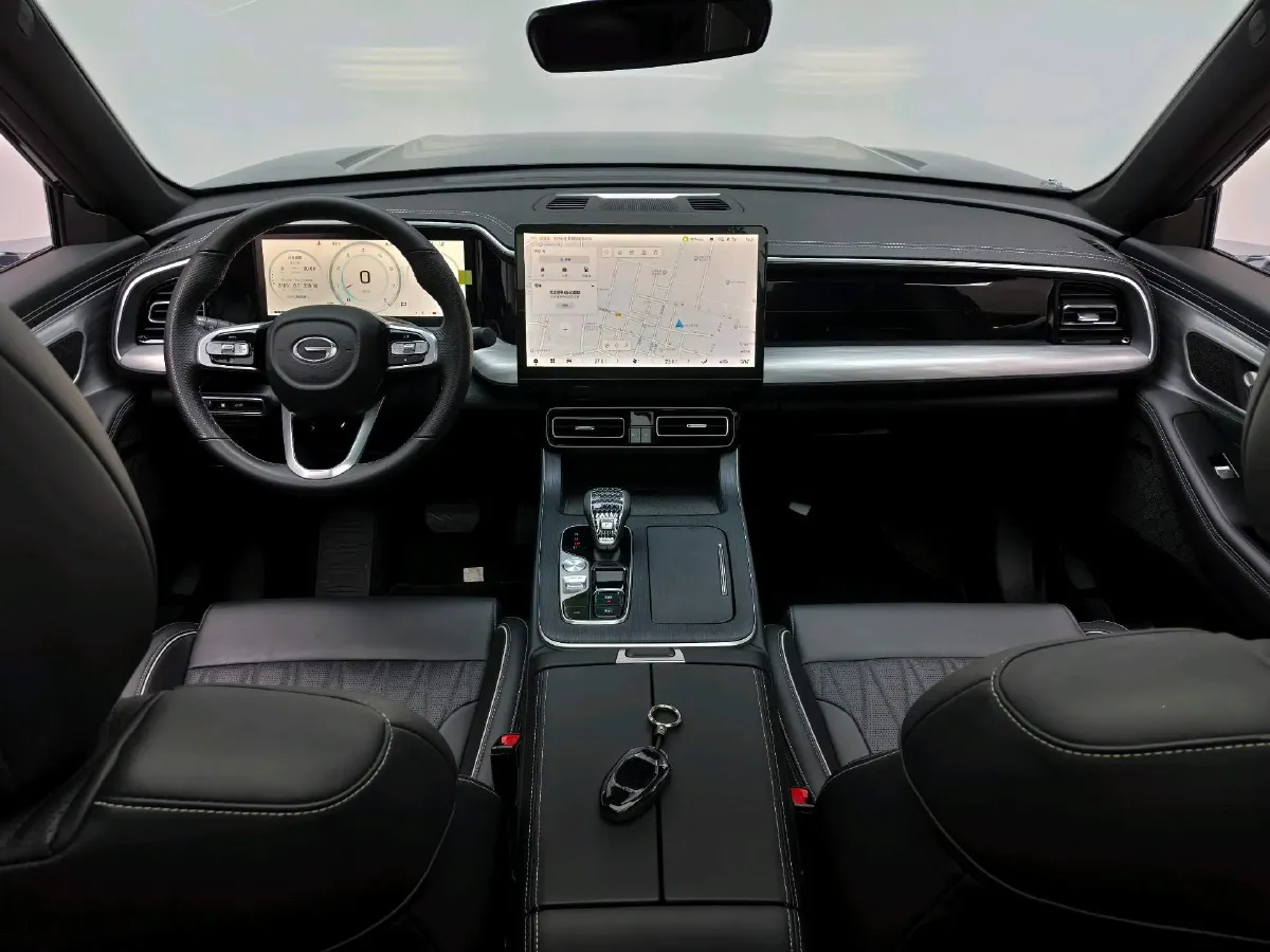 2025 GAC Trumpchi GS8 2.0T 252HP L4 8AT,autocango,china used car exporter,china ev exporter,chinese used car exporter,chinese used ev exporter