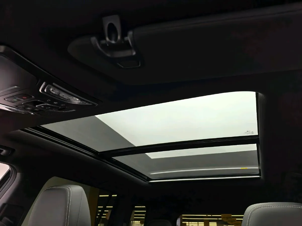 2025 GAC Trumpchi GS8 2.0T 252HP L4 8AT,autocango,china used car exporter,china ev exporter,chinese used car exporter,chinese used ev exporter