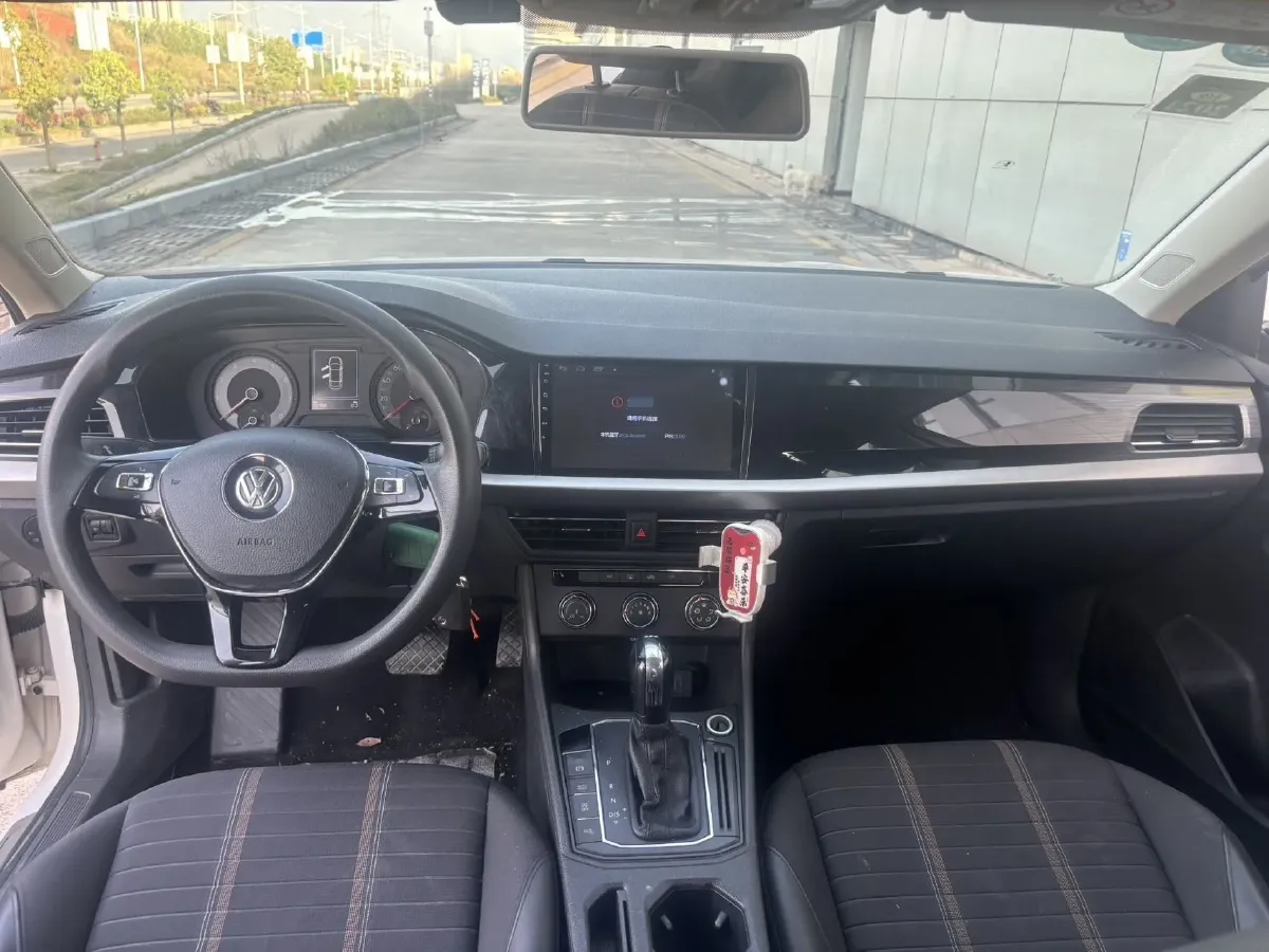 2018 Skoda Karoq 1.4T 150HP L4 7DCT,autocango,china used car exporter,china ev exporter,chinese used car exporter,chinese used ev exporter