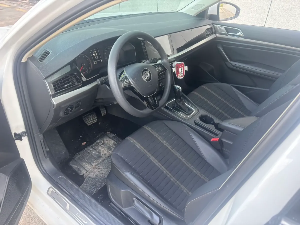 2018 Skoda Karoq 1.4T 150HP L4 7DCT,autocango,china used car exporter,china ev exporter,chinese used car exporter,chinese used ev exporter