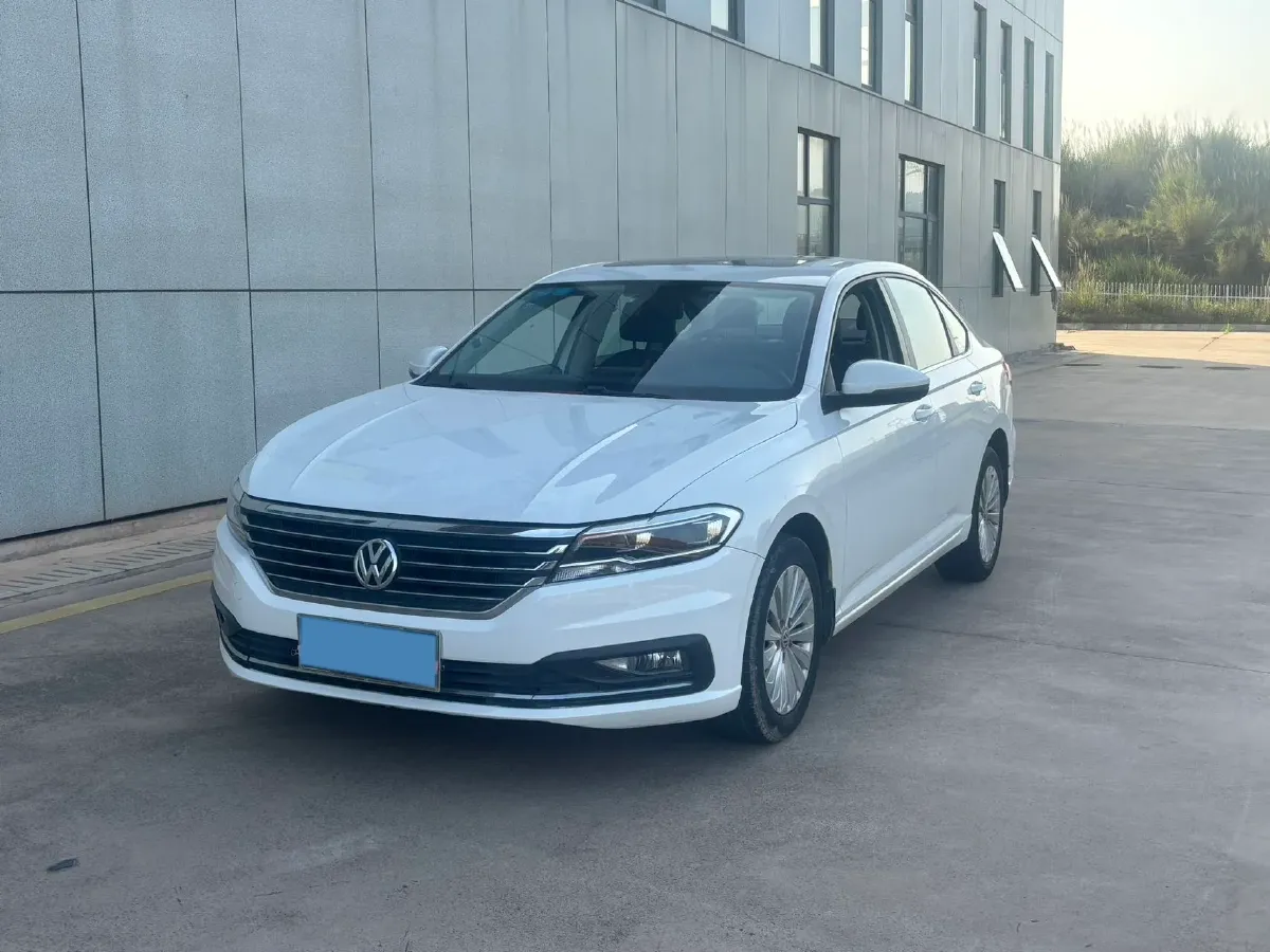 2018 Skoda Karoq 1.4T 150HP L4 7DCT,autocango,china used car exporter,china ev exporter,chinese used car exporter,chinese used ev exporter