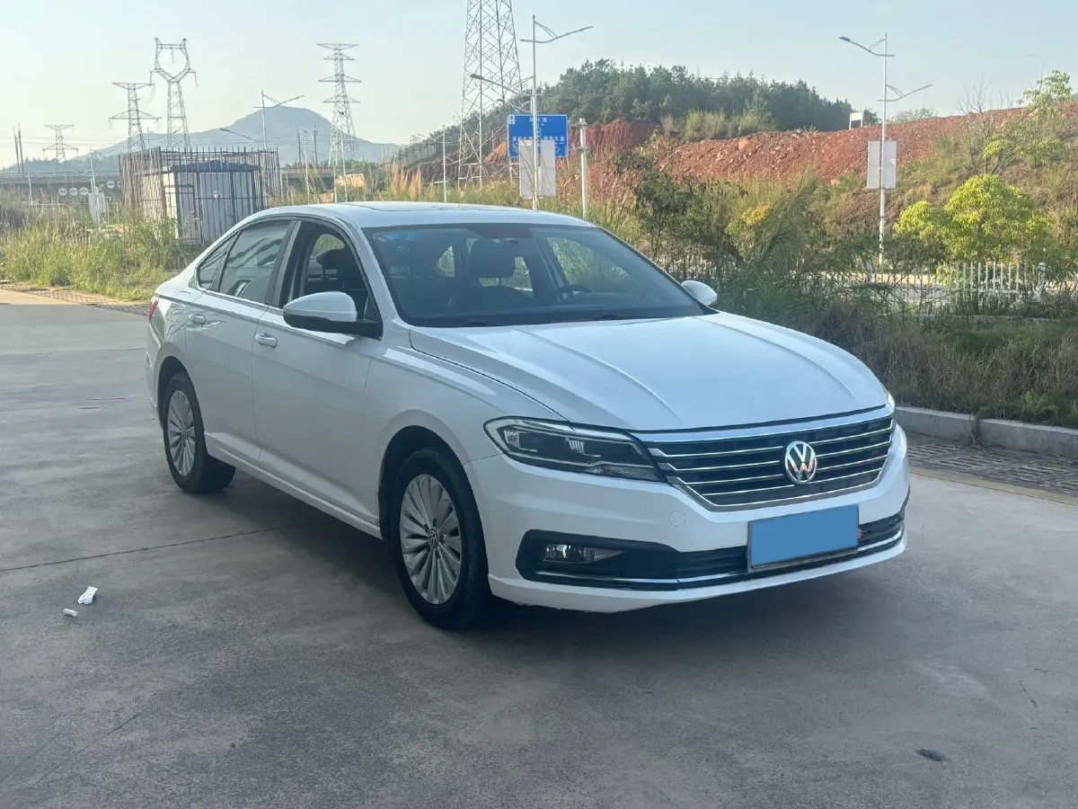 2018 Skoda Karoq 1.4T 150HP L4 7DCT,autocango,china used car exporter,china ev exporter,chinese used car exporter,chinese used ev exporter