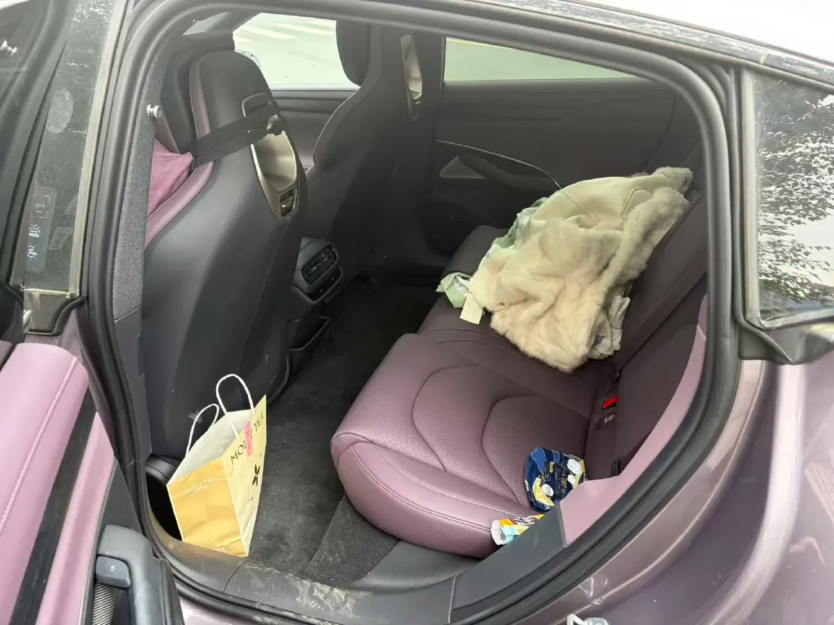 2024 MI SU7 BEV 94.3KWH,autocango,china used car exporter,china ev exporter,chinese used car exporter,chinese used ev exporter