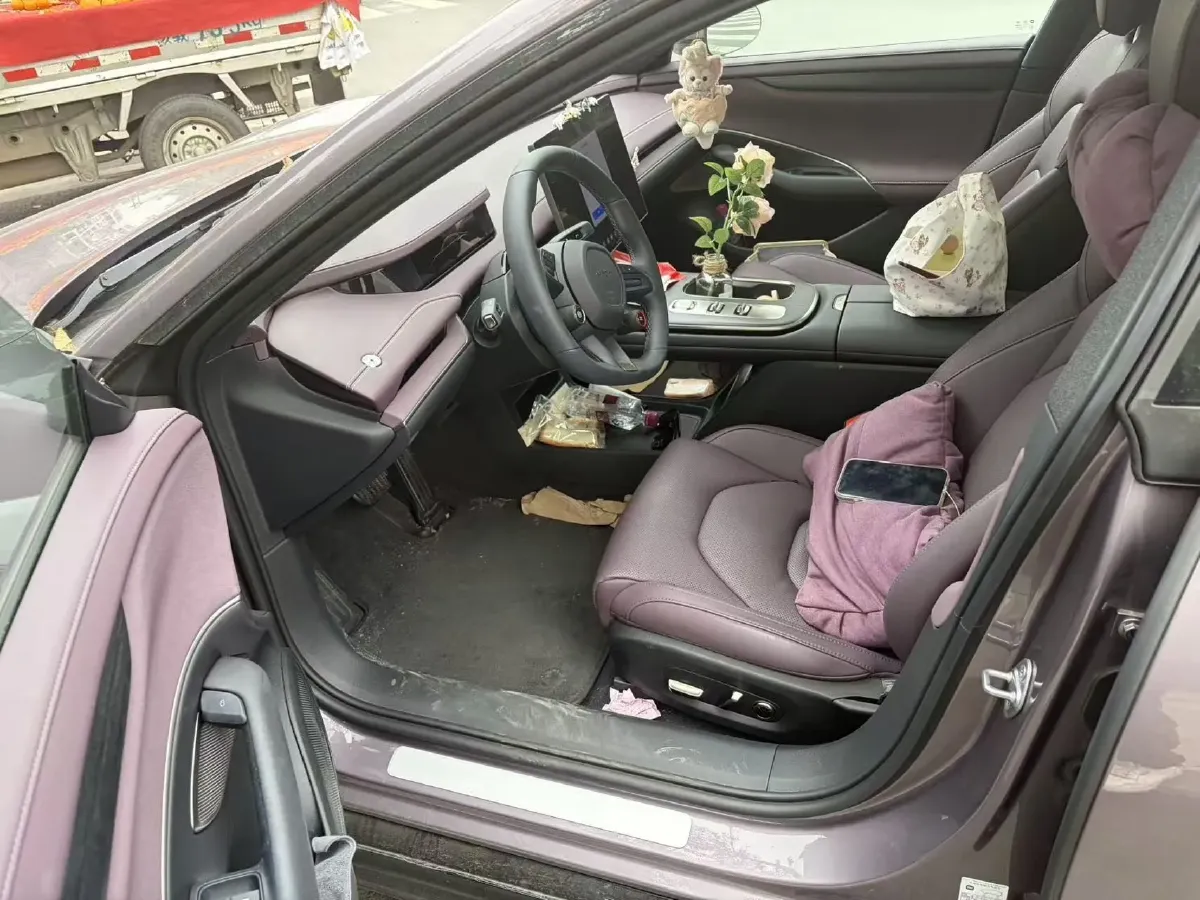 2024 MI SU7 BEV 94.3KWH,autocango,china used car exporter,china ev exporter,chinese used car exporter,chinese used ev exporter