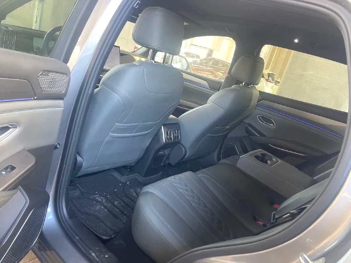 2025 BYD SongL DM-i 1.5L 101HP L4 E-CVT PHEV 26.6KWH,autocango,china used car exporter,china ev exporter,chinese used car exporter,chinese used ev exporter