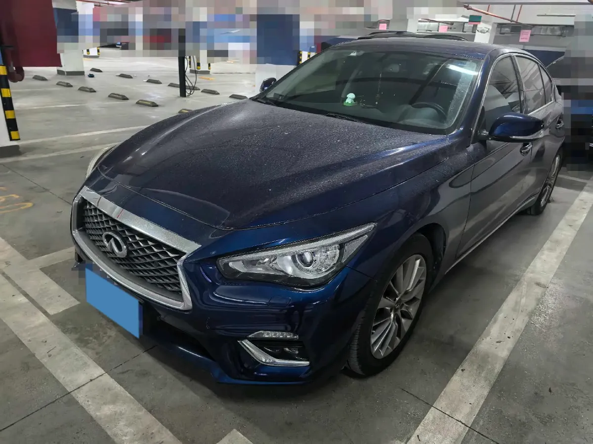 2018 Jeep Grand Commander 2.0T 265HP L4 9AT,autocango,china used car exporter,china ev exporter,chinese used car exporter,chinese used ev exporter