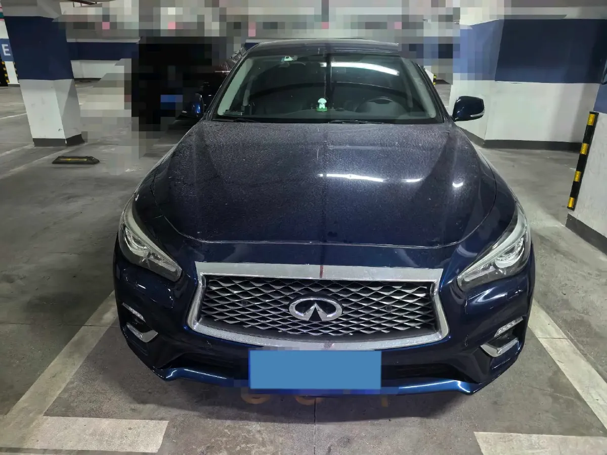 2018 Jeep Grand Commander 2.0T 265HP L4 9AT,autocango,china used car exporter,china ev exporter,chinese used car exporter,chinese used ev exporter